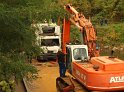 LKW faehrt in den Rhein Langel Hitdorf Faehre P383